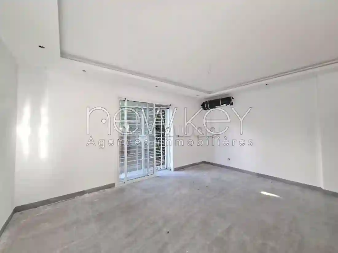 Villa Jumelée S4 Avec Jardin à Louer à La Soukra - Vue 2