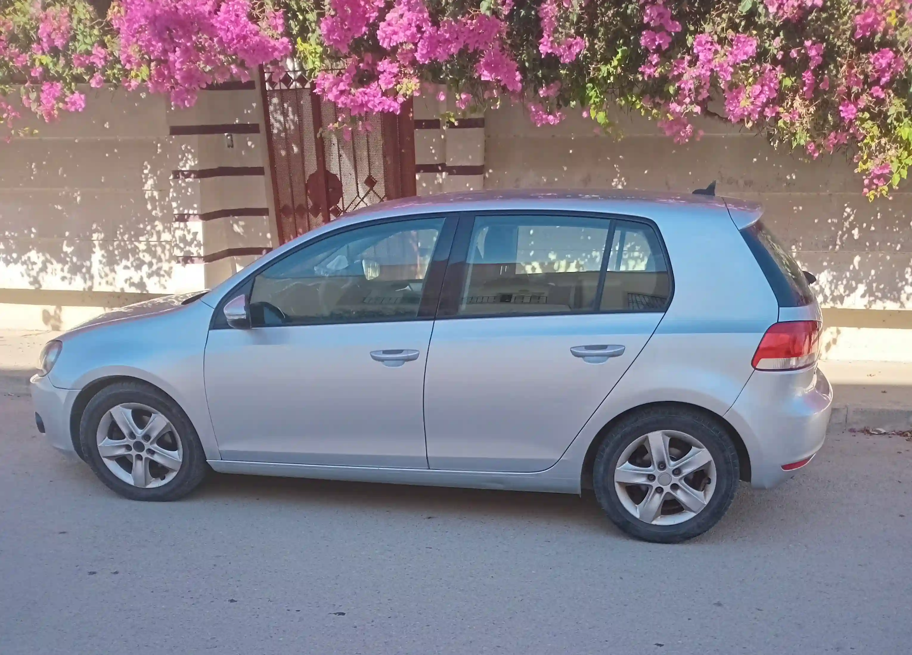 Golf 6 Diesel à Ezzahrouni - Vue 3