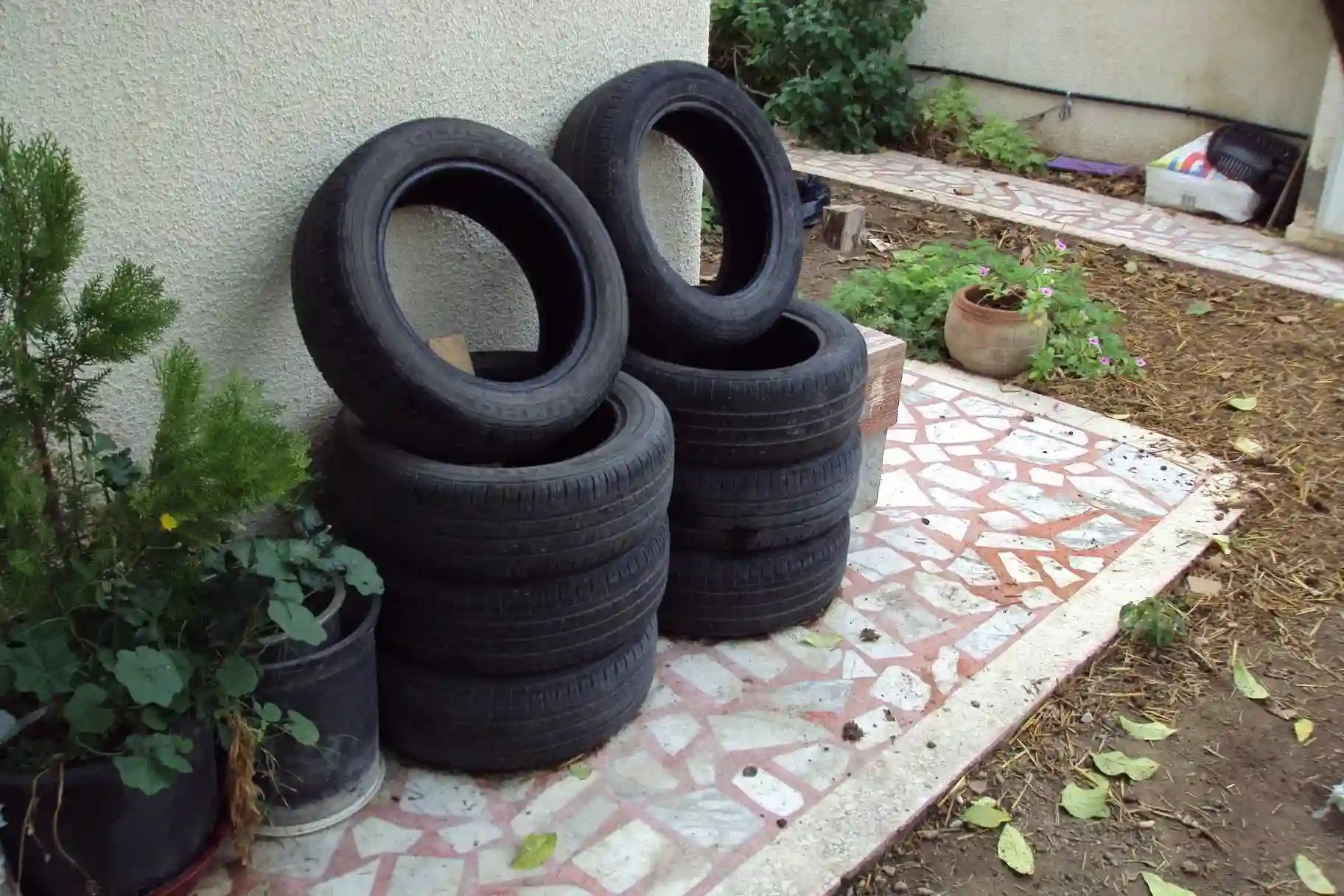 Lot de Pneus Bonne Occasion 16560 R14 - Vue 1