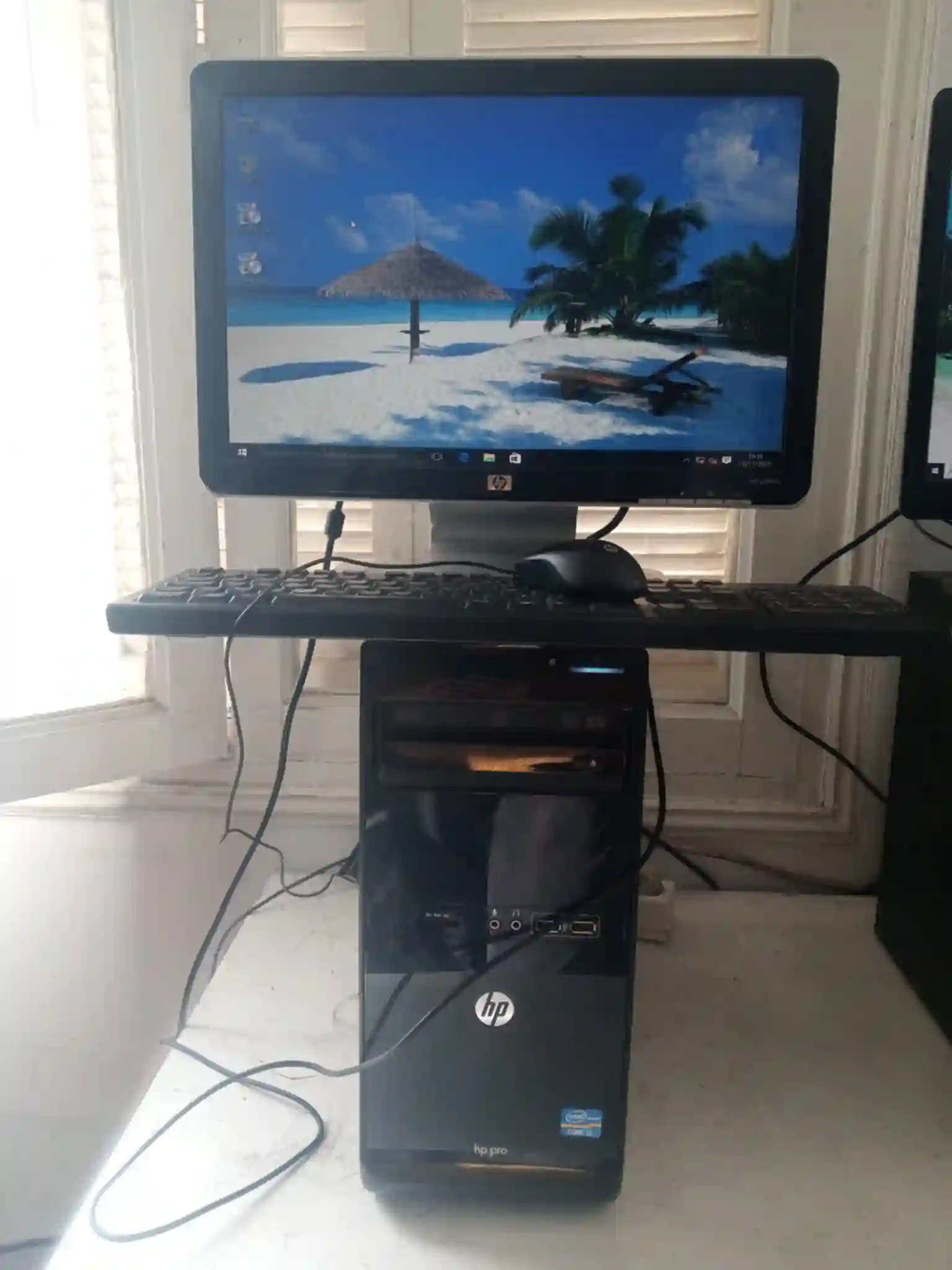 Pc Complet hp i3 2eme à La Goulette