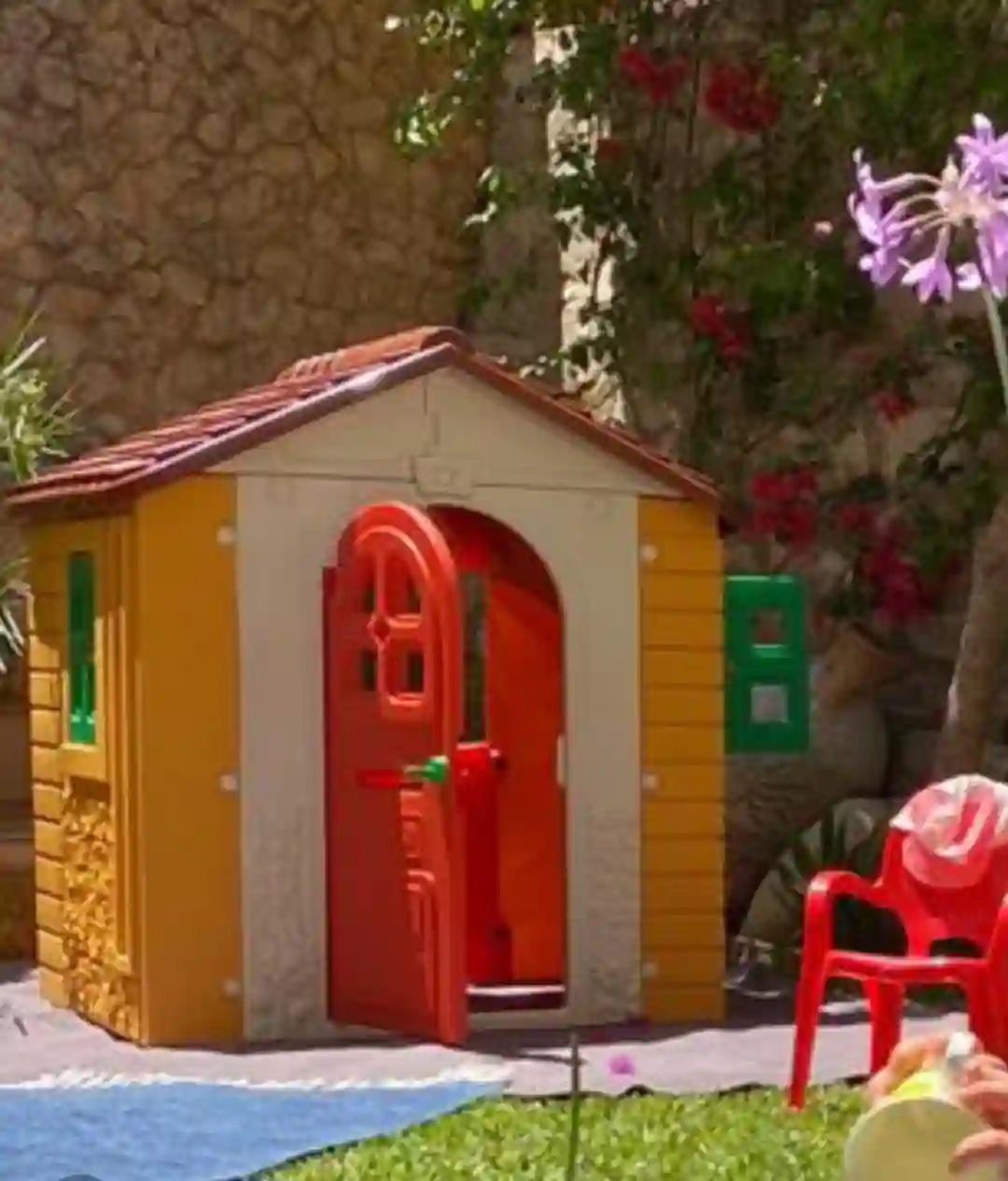 Jolie Maison de Jardin Pour Enfants à El Menzah