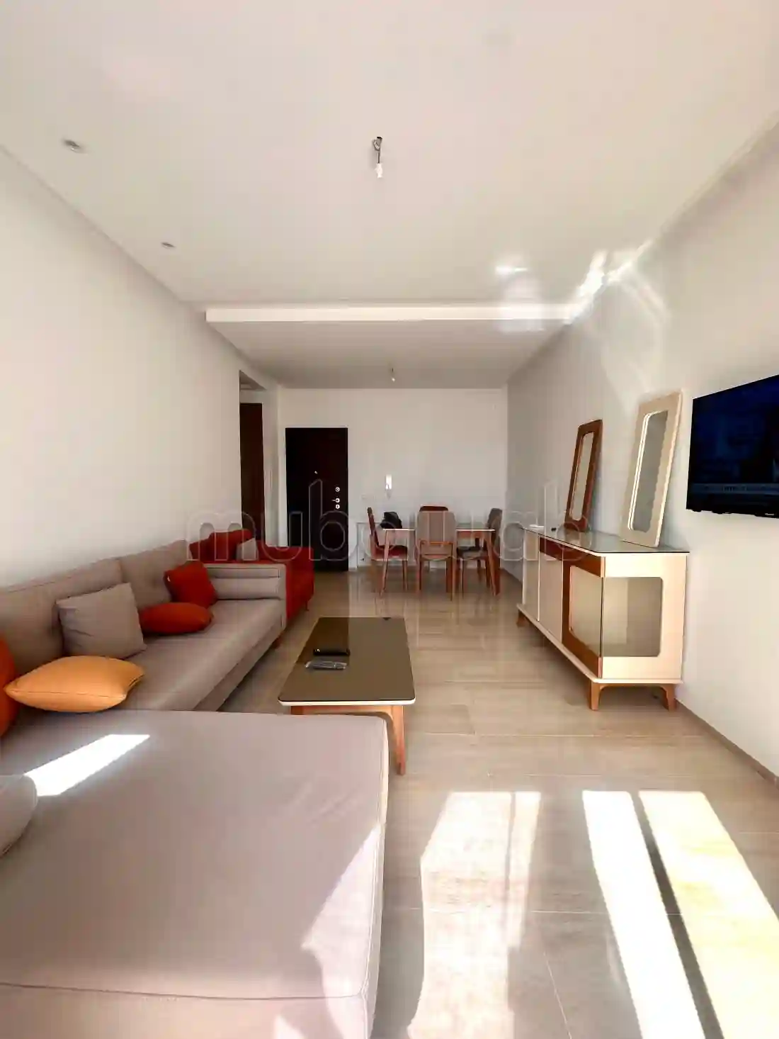 Luxueux S1 Richement Meublé à Menzah 9C - Vue 1