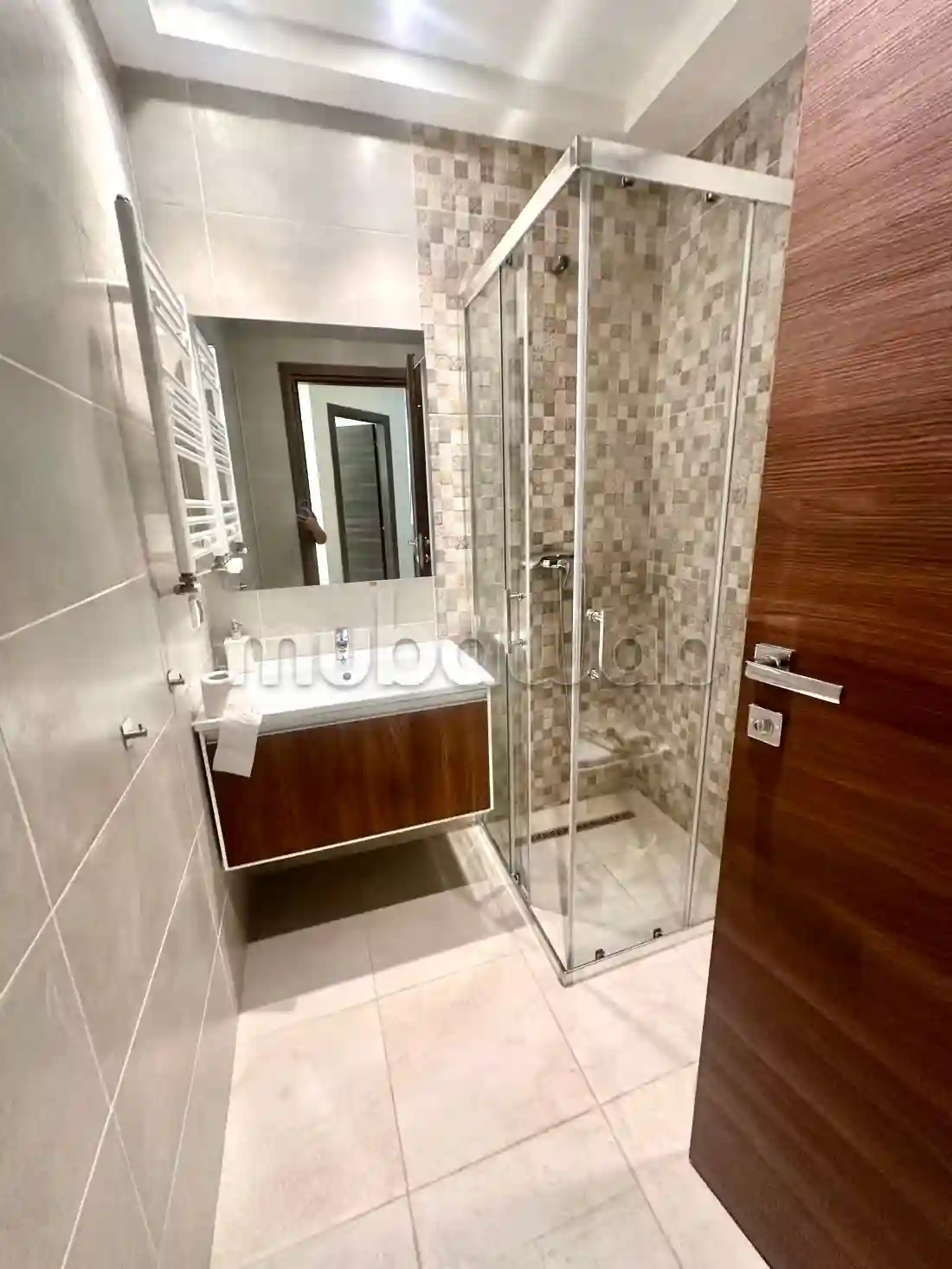 Luxueux S1 Richement Meublé à Menzah 9C - Vue 2