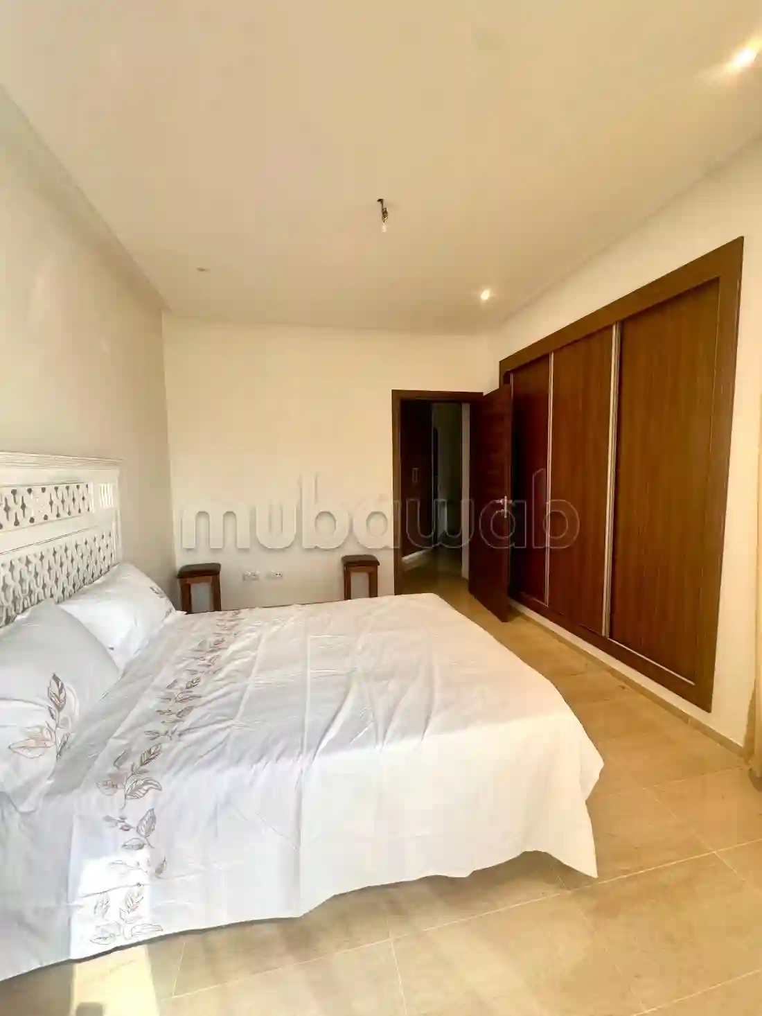 Luxueux S1 Richement Meublé à Menzah 9C - Vue 3