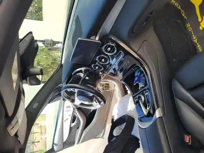 Mercedes glc 220d 4 Matic suv Break 2015 - Vue 4