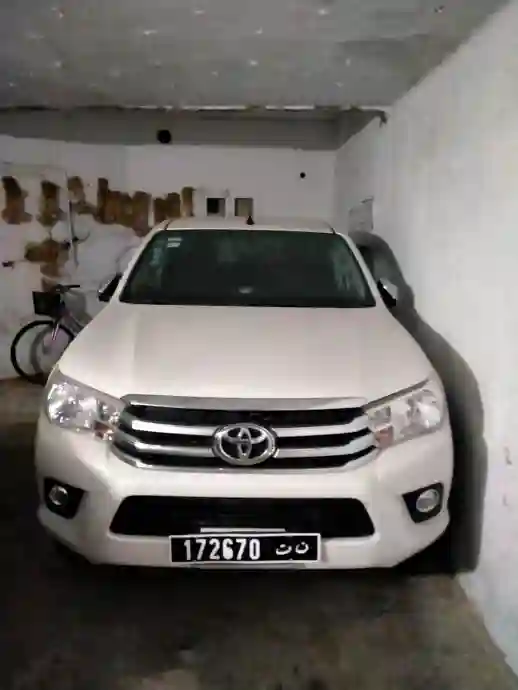 Toyota Hilux - Vue 2