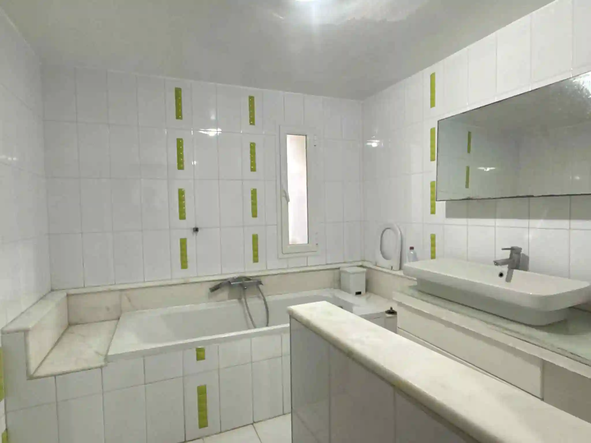 à Vendre – Étage à Megrine Coteaux - Vue 2