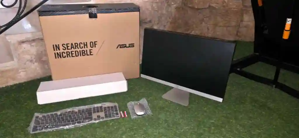 PC Bureau Asus ALL IN ONE - Vue 1