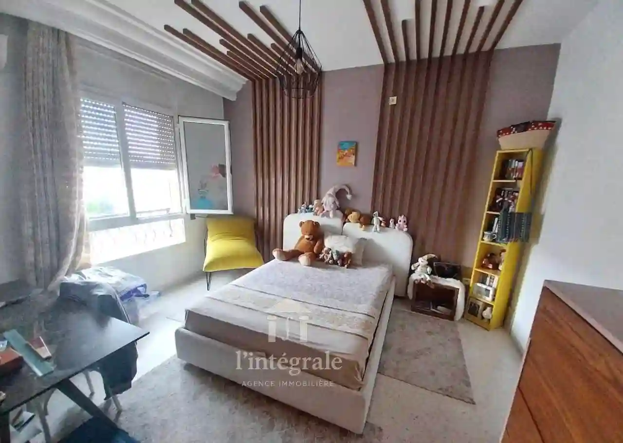 Magnifique s4 Spacieuxn à Riadh Landalous à Riadh Landlous - Vue 1