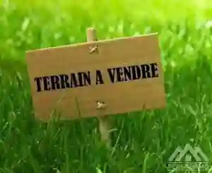 Terrain 352 m Ennaser 1 à Cite Ennasr 1