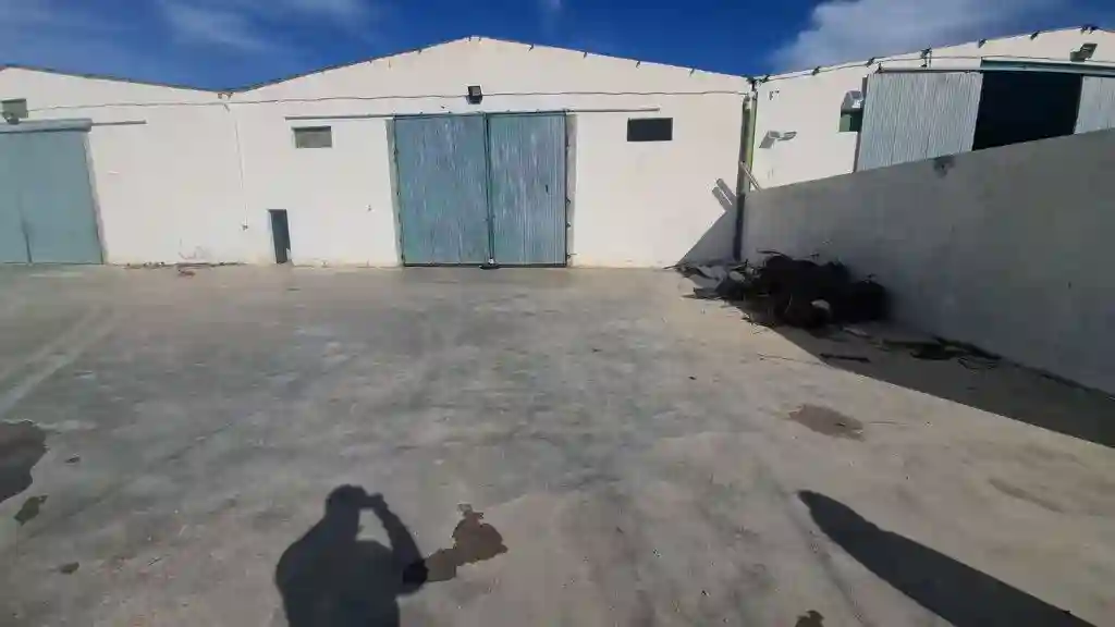 Dépôt Industriel 1230 m² à Louer à Bourbai Mhamdia – Accès g g - Vue 5