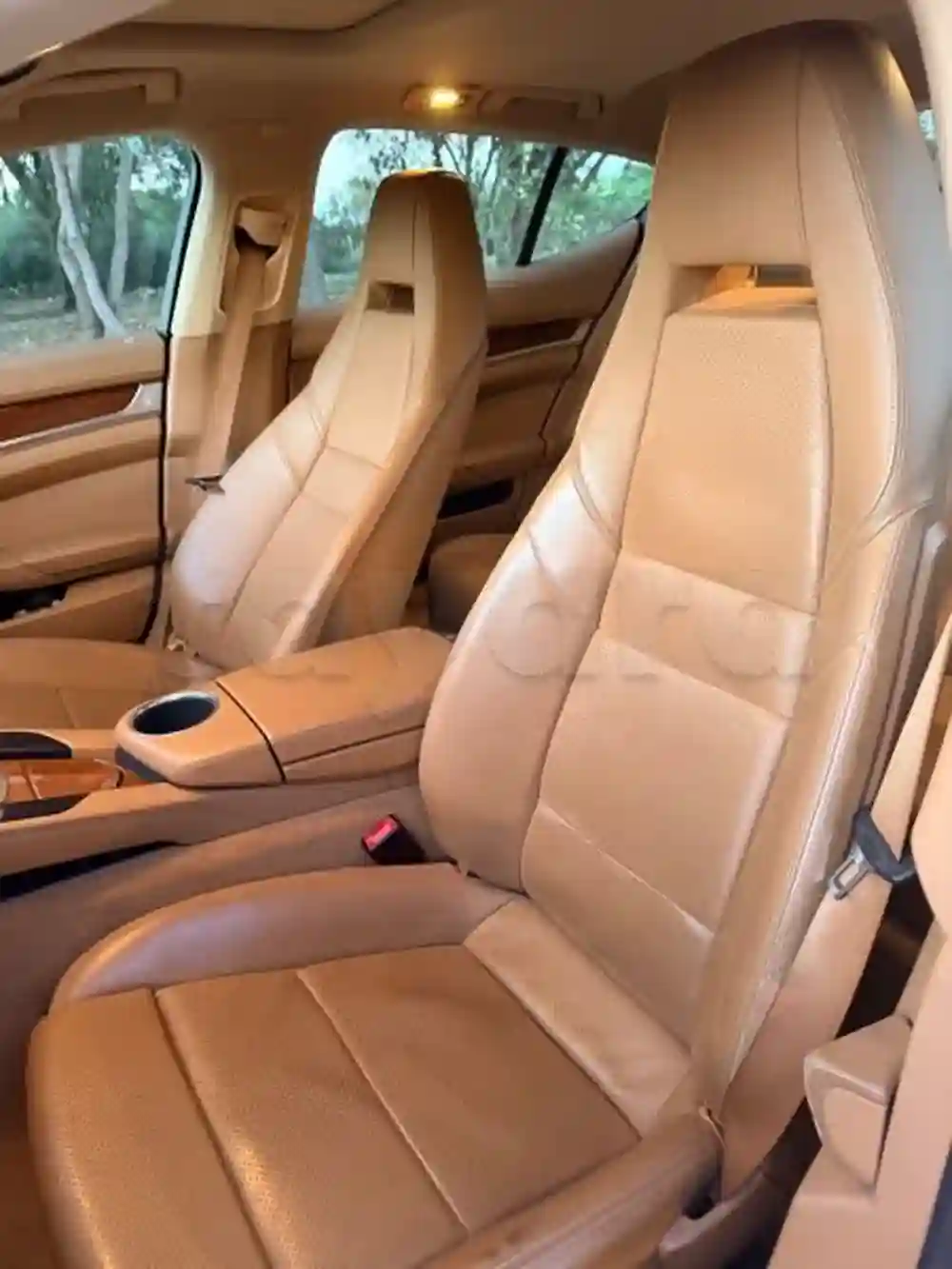 Porsche Panamera V6 – Série 220 – Année 2010 - Vue 3