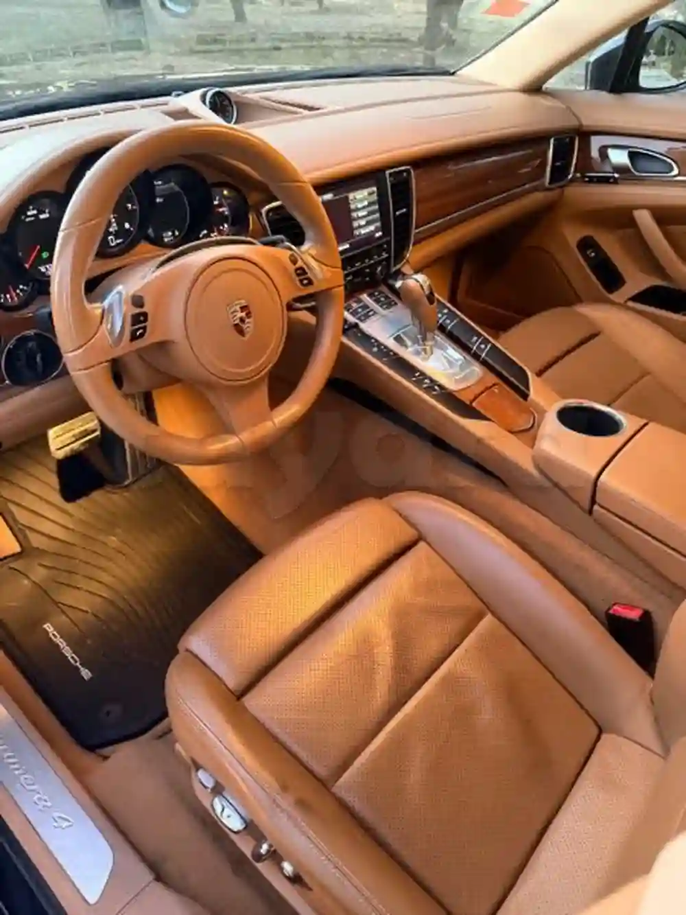 Porsche Panamera V6 – Série 220 – Année 2010 - Vue 5