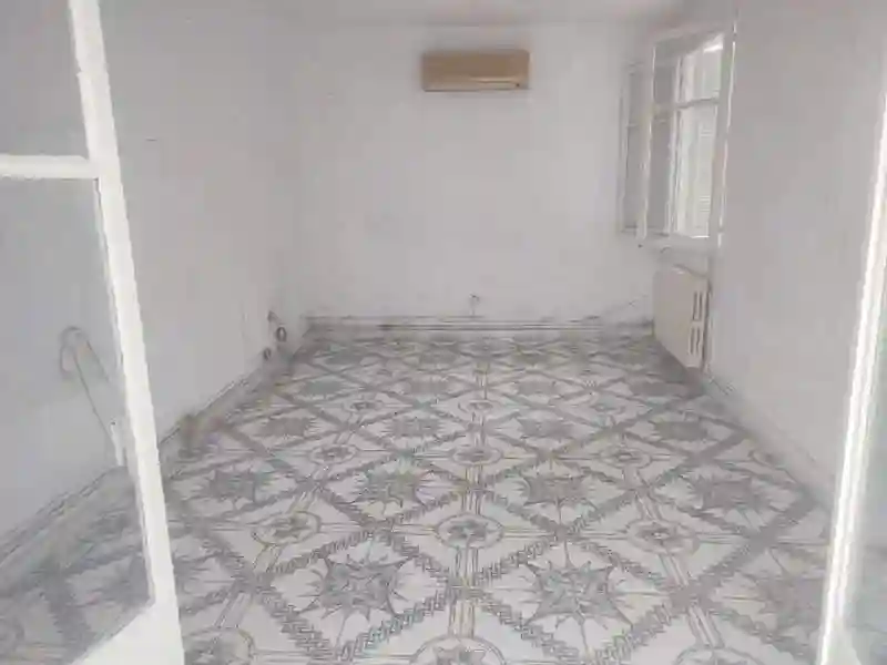 Rc Villa s4 a la Cité Mileha Wb4351 à Ariana - Vue 3