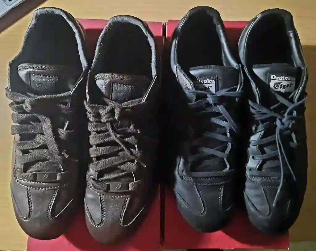 2 Paires de Chaussures