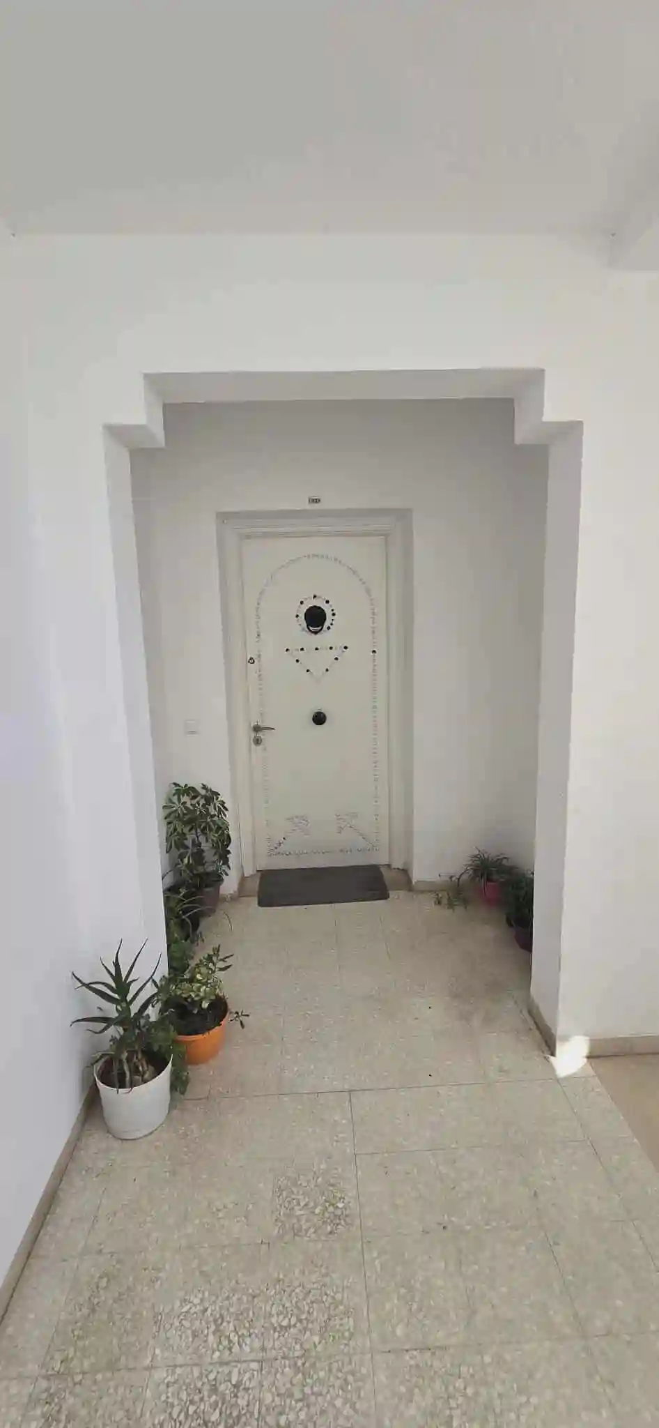 Appart s3 Bonne État à Cite Ennasr 1 - Vue 2