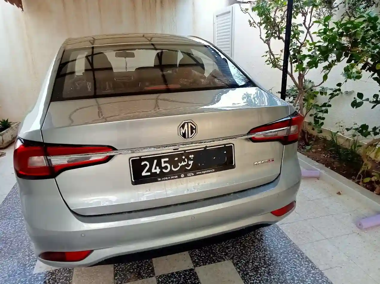 Belle Voiture mg5 à Mahdia Hiboun - Vue 1