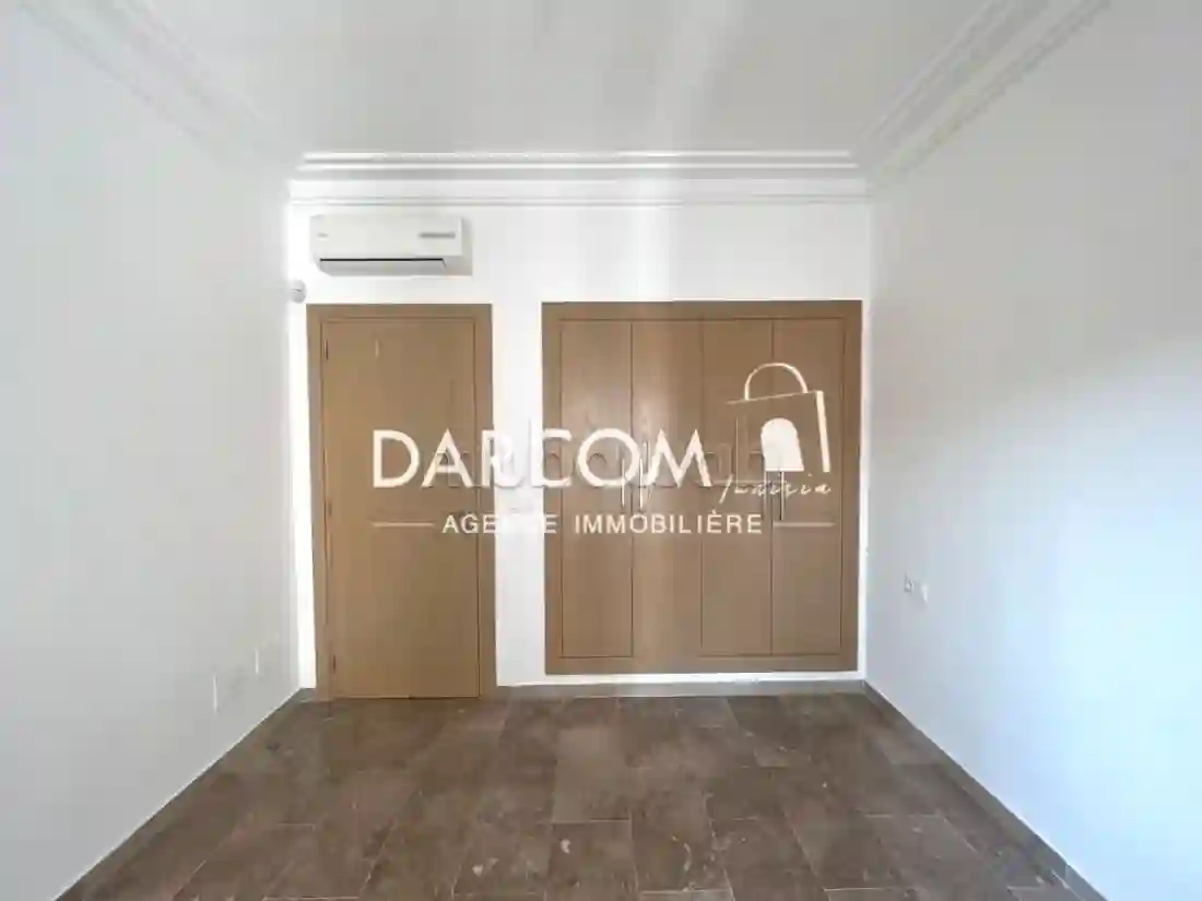 À Vendre s1 de 65 m² aux Jardins de Carthage - Vue 3