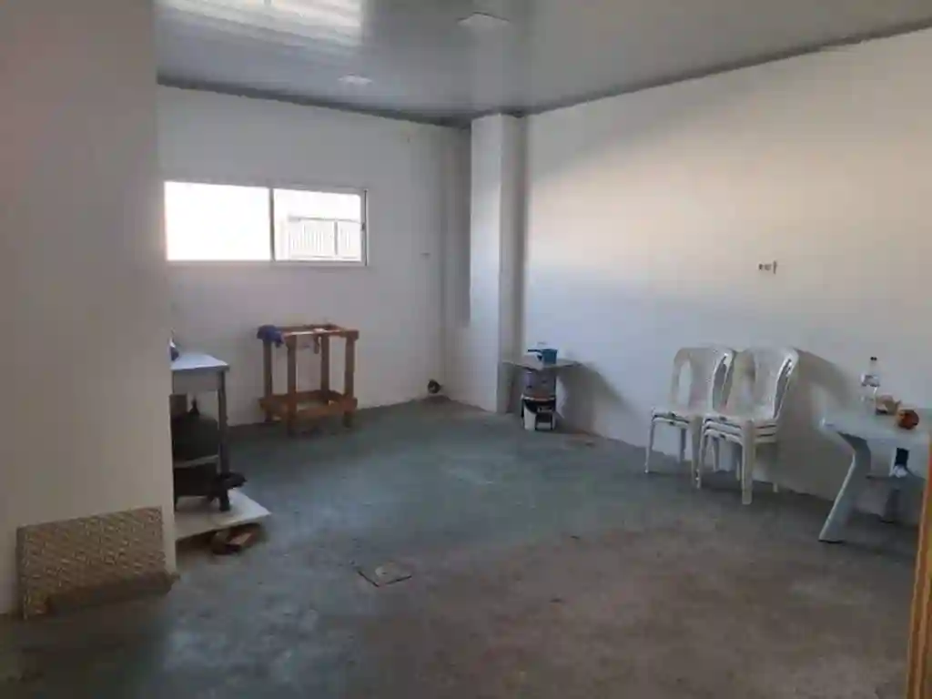 À Louer Local Industriel 500 m² Avec Open Space Administratif e - Vue 4