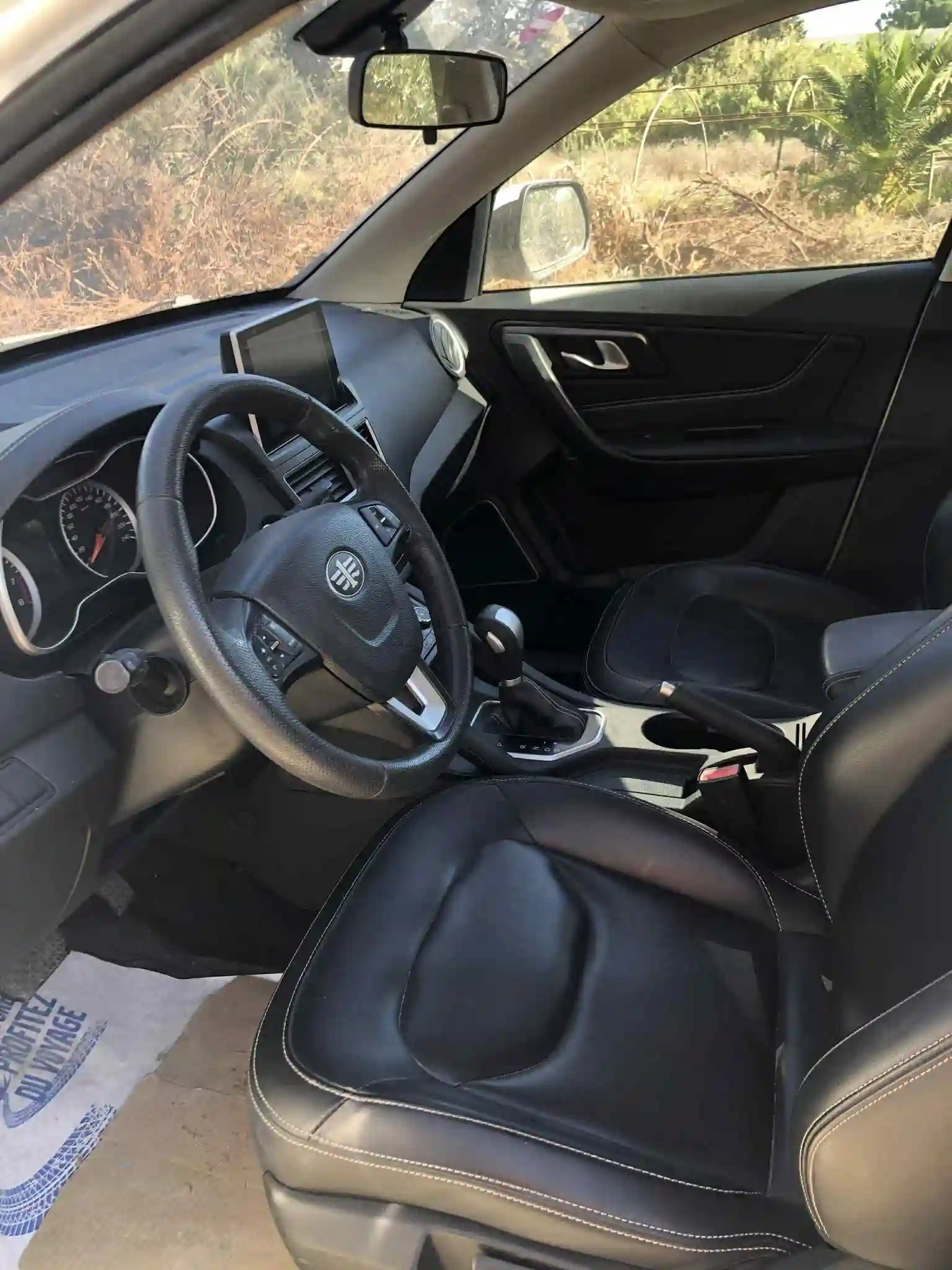 Voiture faw Besturn x40 2021 à Zone Urbaine Nord - Vue 2