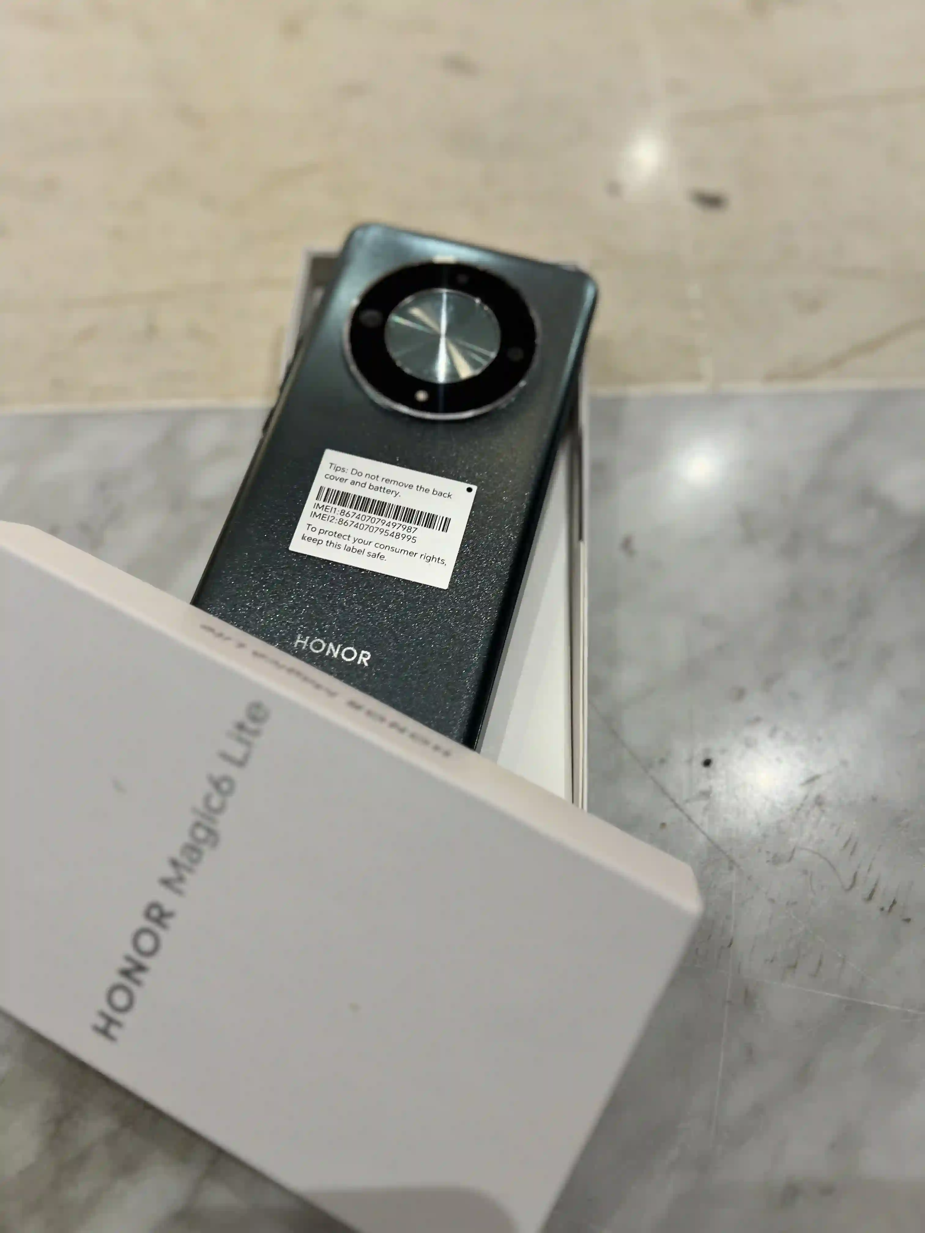 Honor Magic 6 Lite à Le Bardo