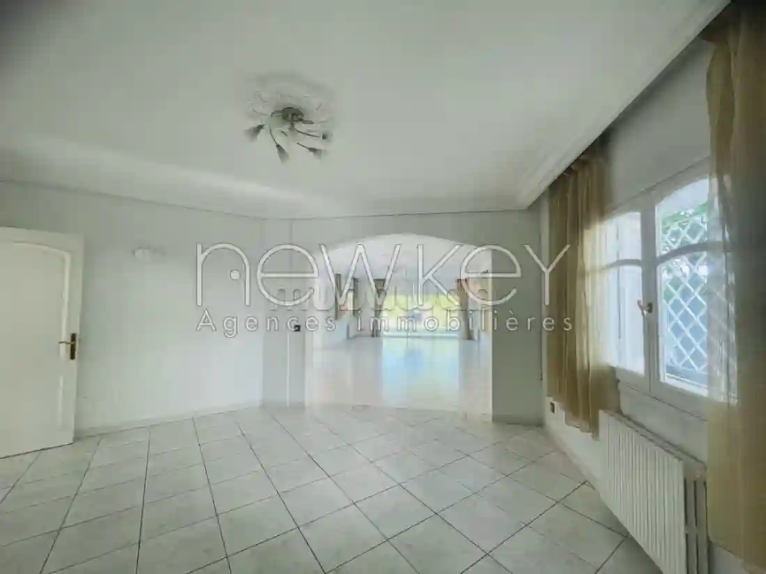 Superbe Villa Spacieuse Avec vue Imprenable - Vue 2