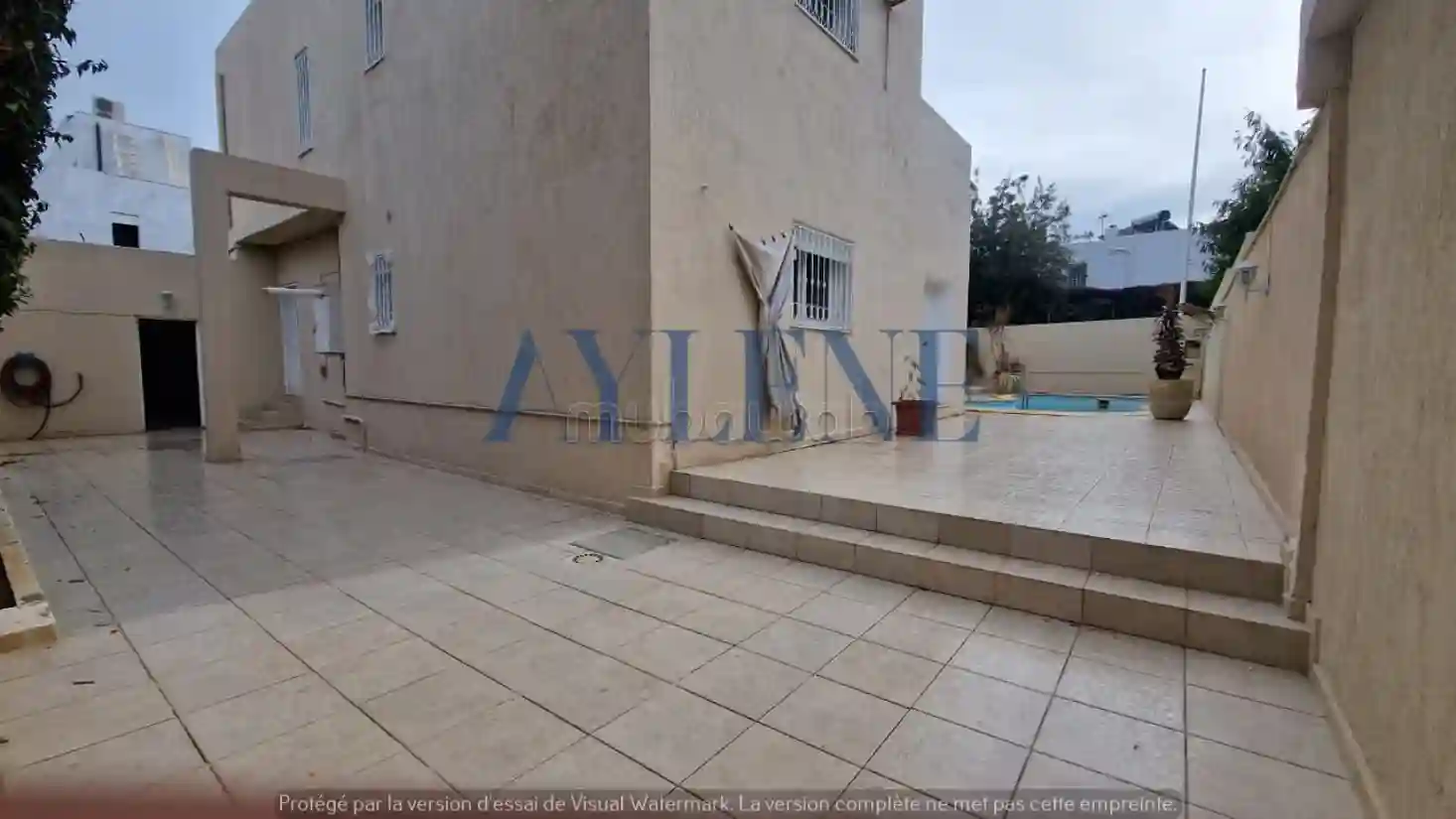 Villa S4 Avec Piscine à La Marsa - Vue 2