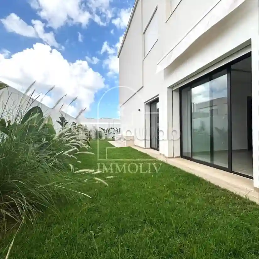 A Vendre un S3 Neuf Avec Jardin à Chotrana 1 - Vue 2