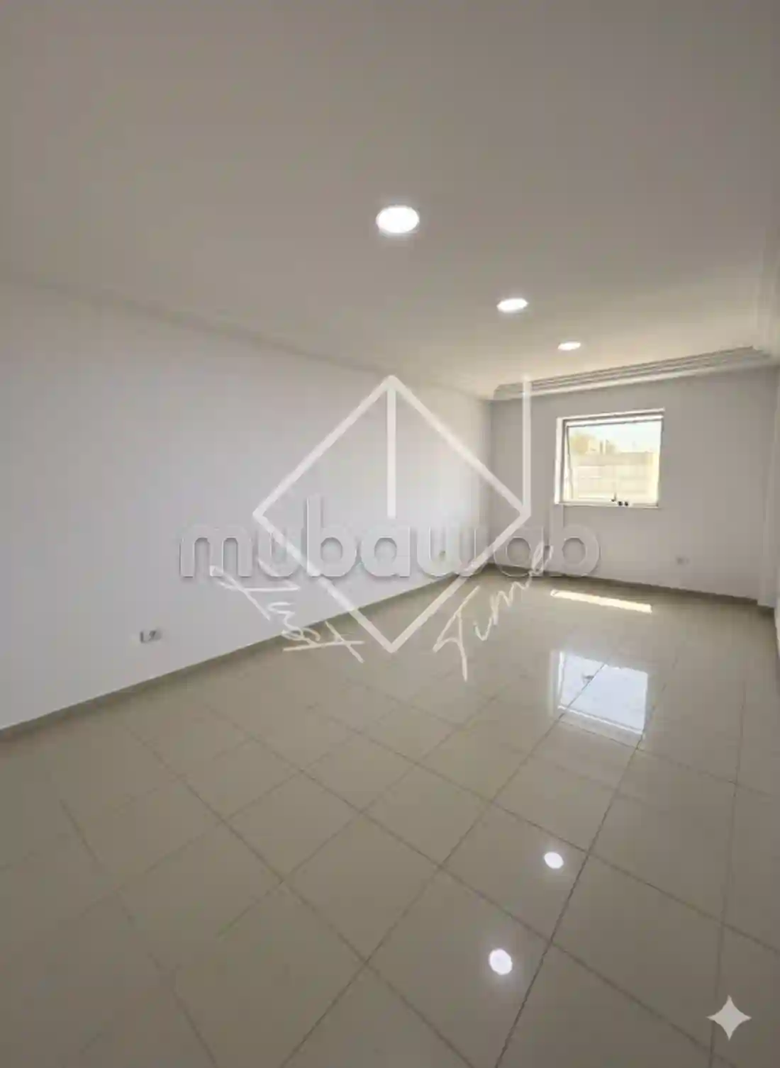 Bureau H2 à Louer à Cité el Ghazela - Vue 3