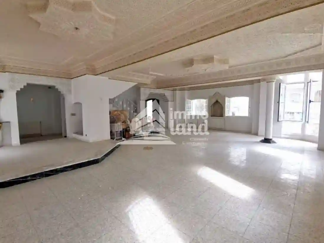 Villa S6 de 600 m2 à Menzah 8 - Vue 3