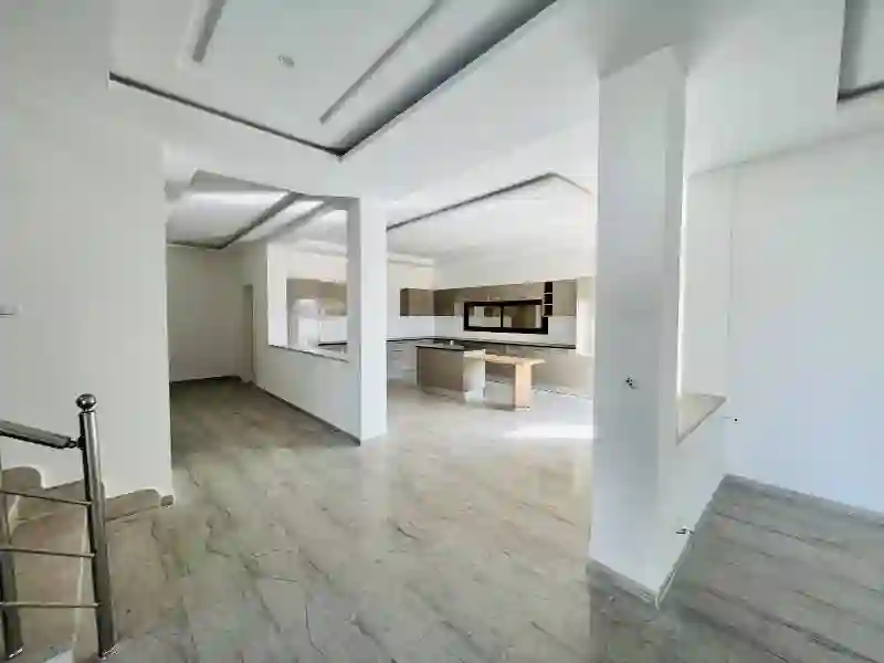 Villa tia sud el Bassbassia