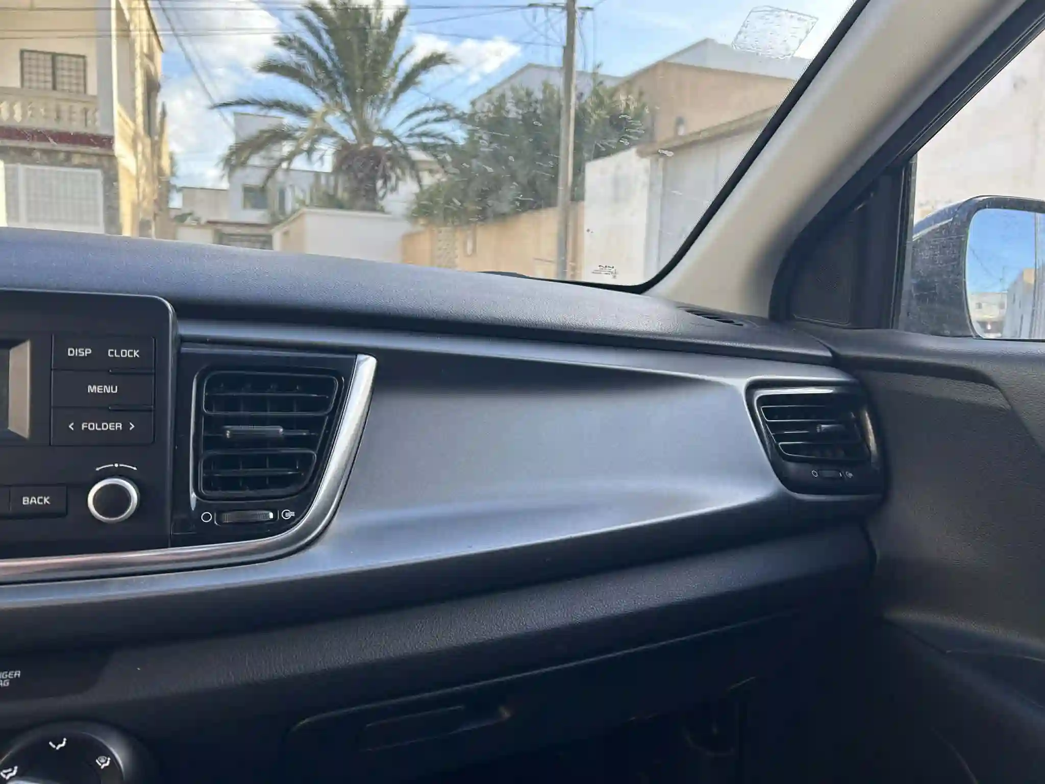 Kia rio Noire Série 228 à Raoued - Vue 3