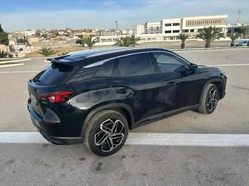 Mg one à Vendre État Presque Neuf