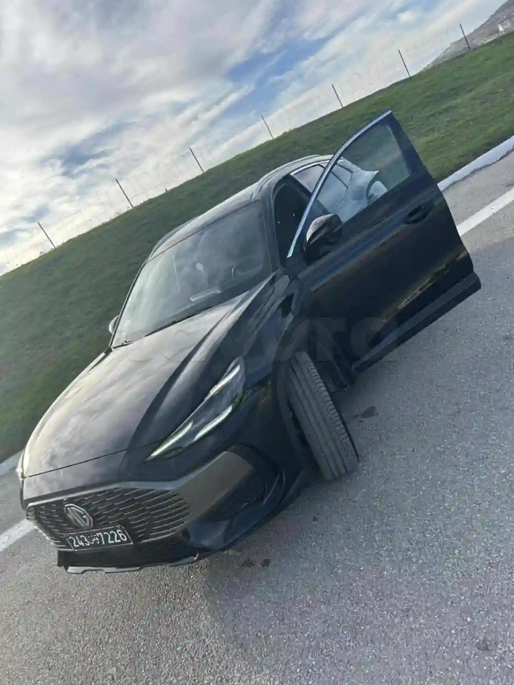 Mg one à Vendre État Presque Neuf - Vue 3