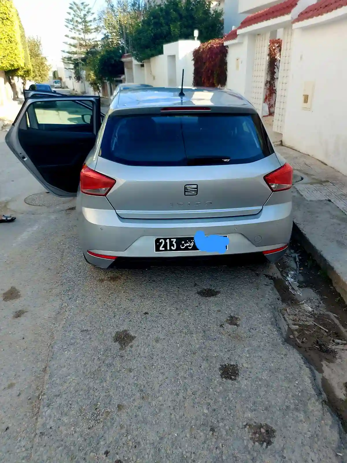 Seat Ibiza Première Main à Cite El Ghazala 1 - Vue 1