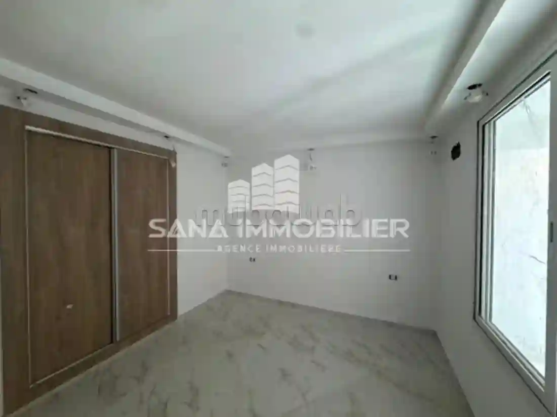 À Vendre – Appartement S1 Style Duplex à Cité Wafa - Vue 2