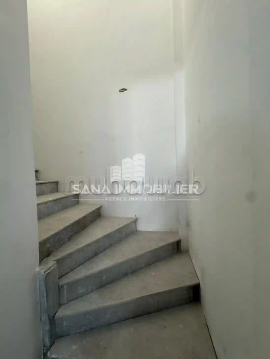 À Vendre – Appartement S1 Style Duplex à Cité Wafa - Vue 3