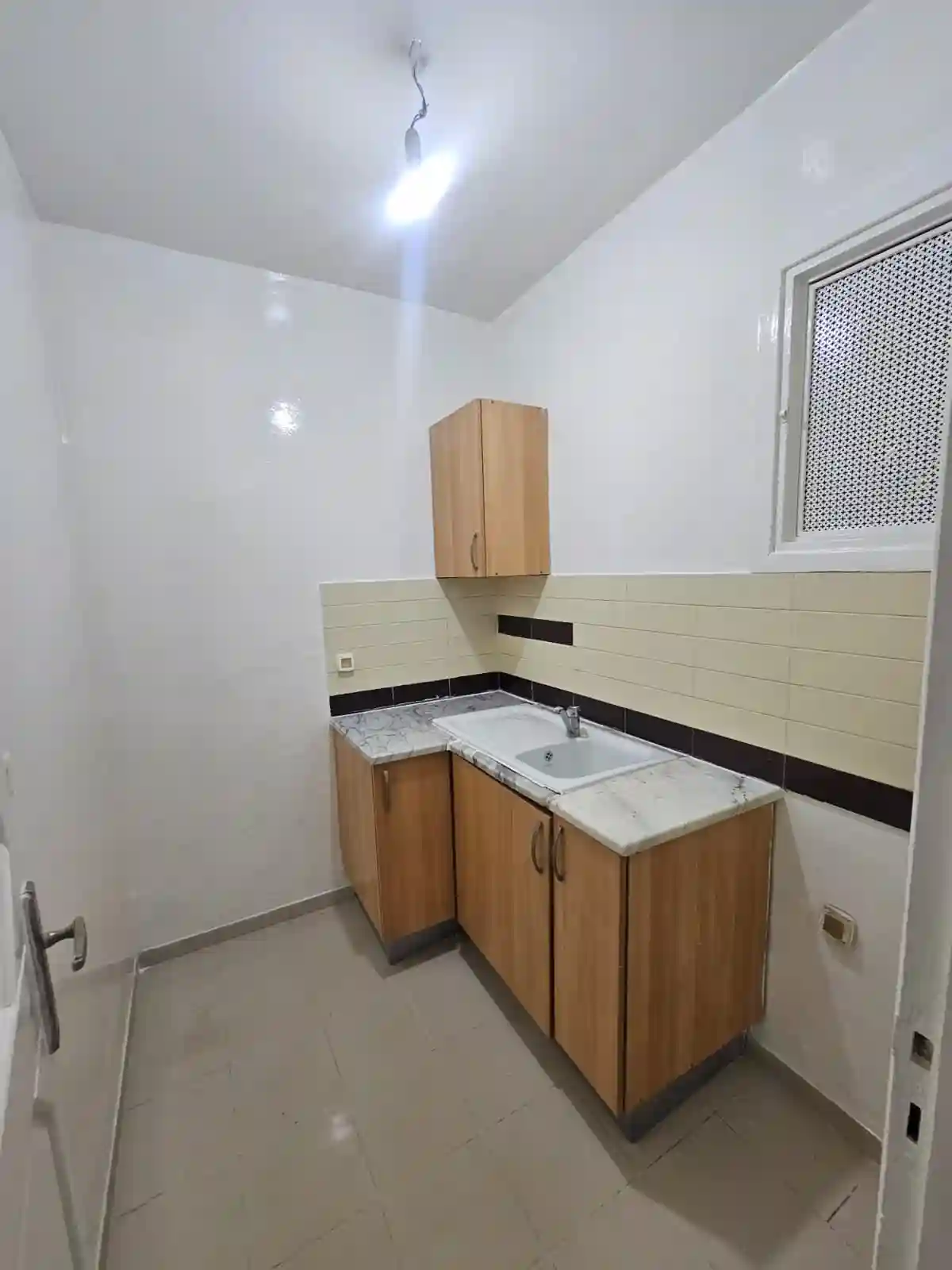 S Plus un Bien Exposé aux Jardins de L'aouina à El Aouina - Vue 3