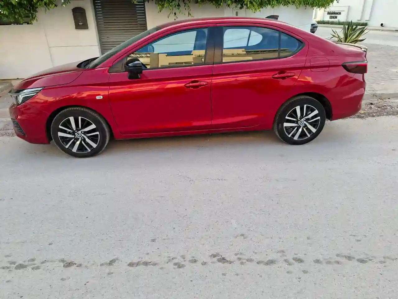 Honda City Sport à Chotrana 1 - Vue 2