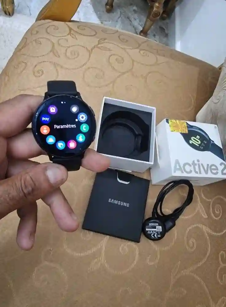 Samsung Watch Active 2 - Vue 4