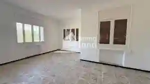 Villa de 598m2 Terrain et 380m2 bti à El Menzah 4 - Vue 1