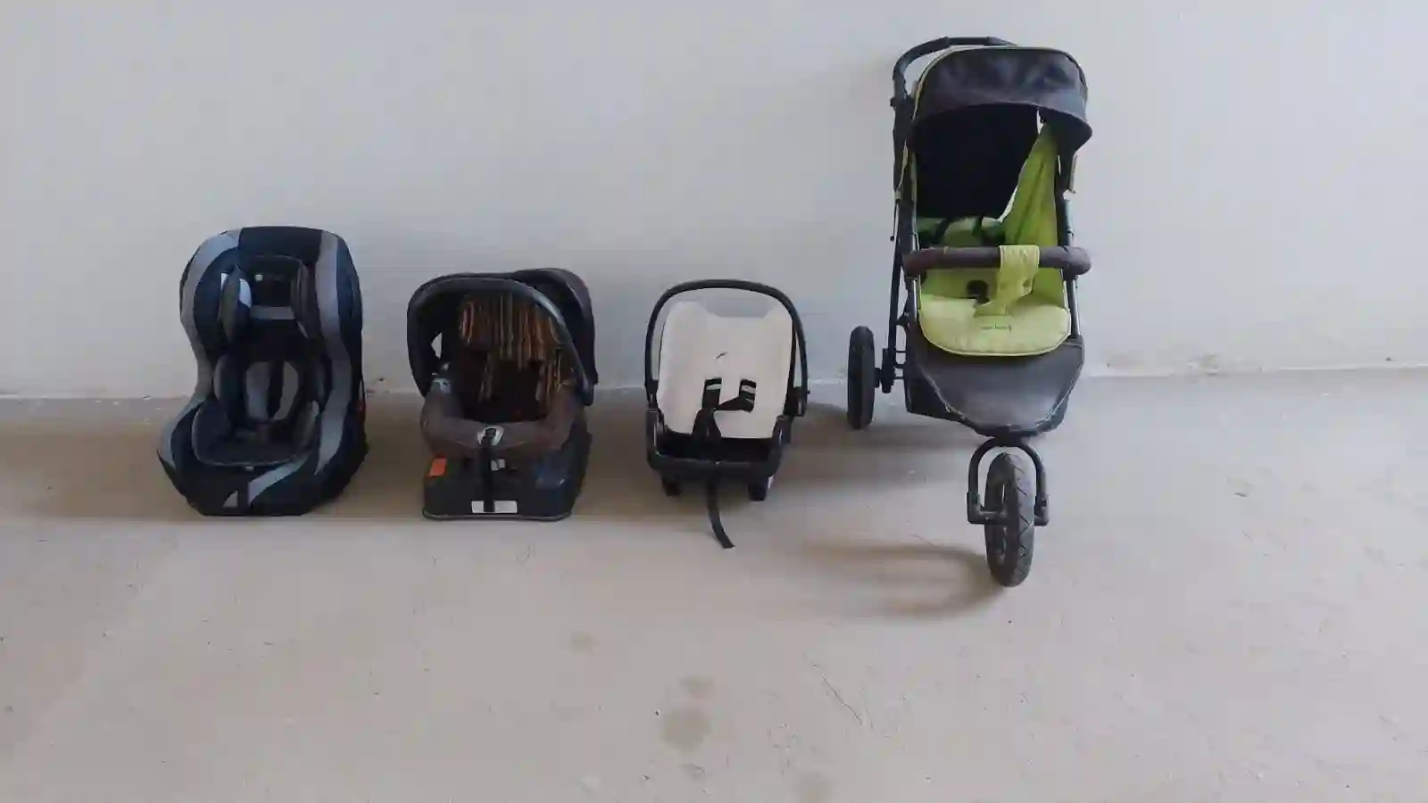 Siège Auto + Poussete - Vue 2