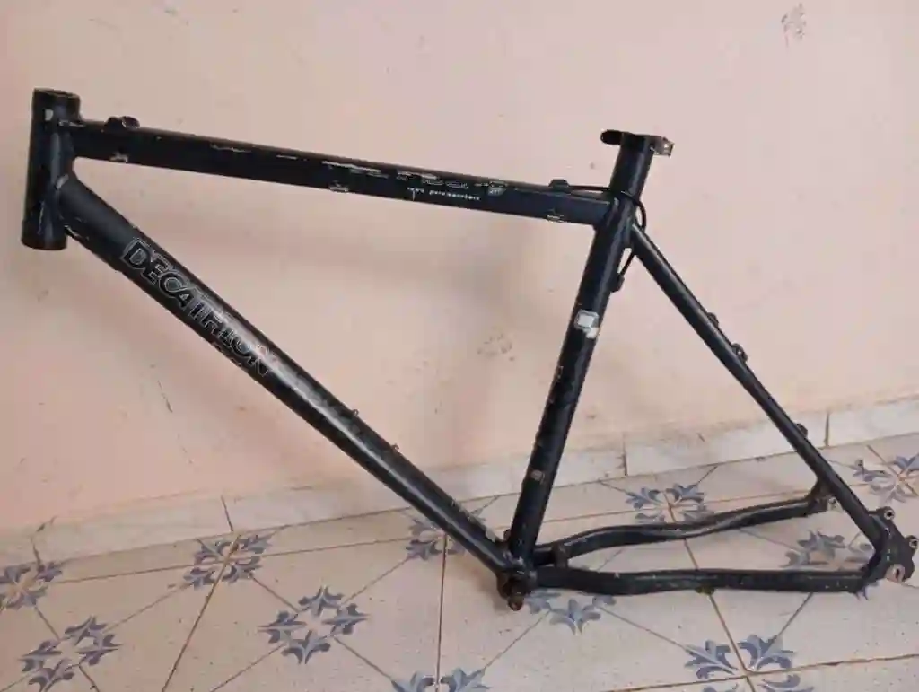 2 Cadre Vélo Aluminium Taille L Roue 26 - Vue 4