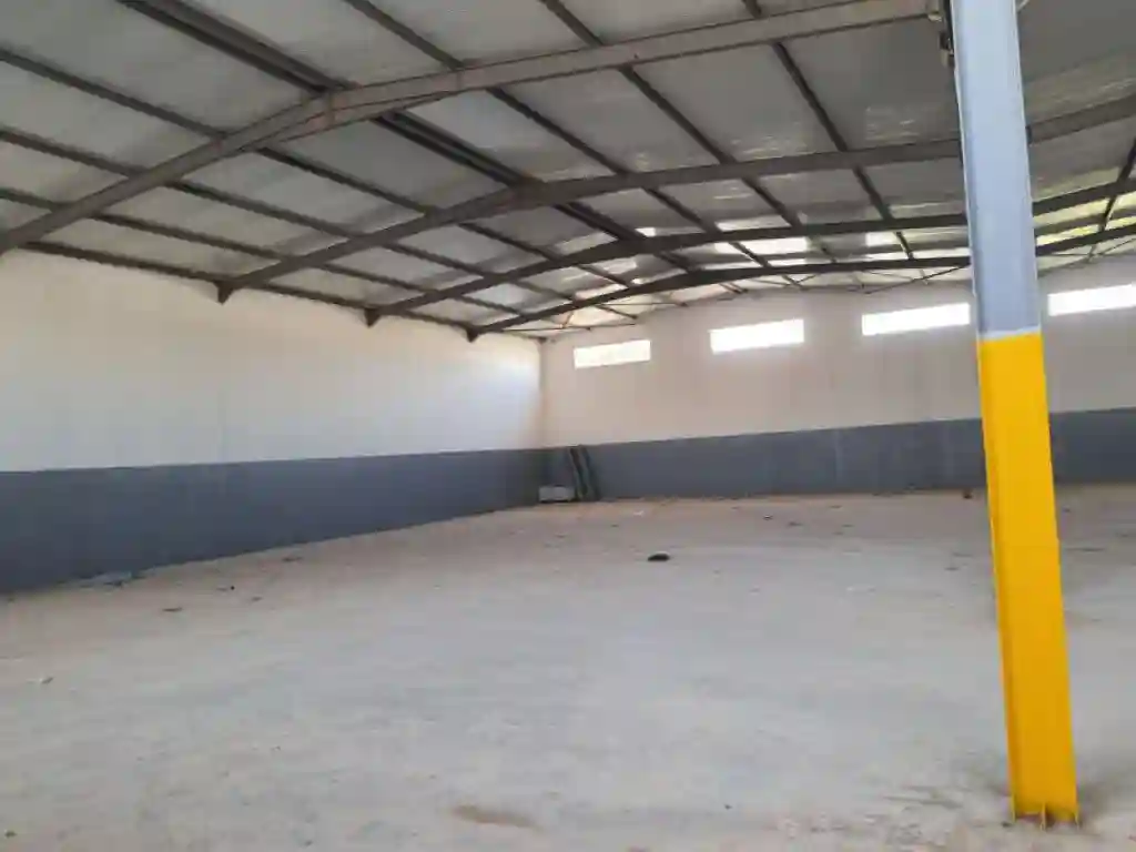 À Louer Dépôt Industriel 1000 m² à Fouchena Hauteur 7 m Force - Vue 3