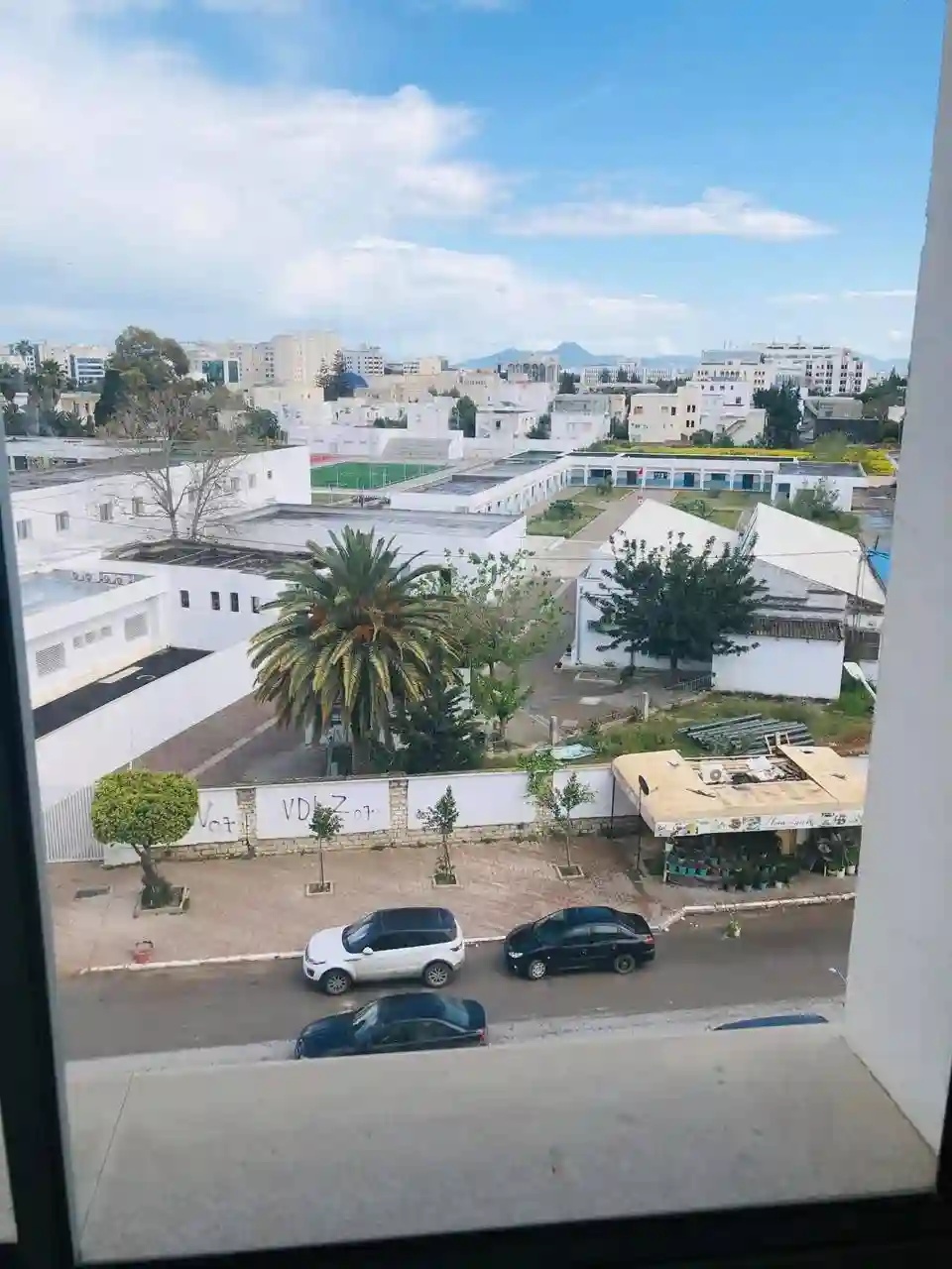 A Cote eye Clinic Bureau au 3eme Etage à Ariana - Vue 1