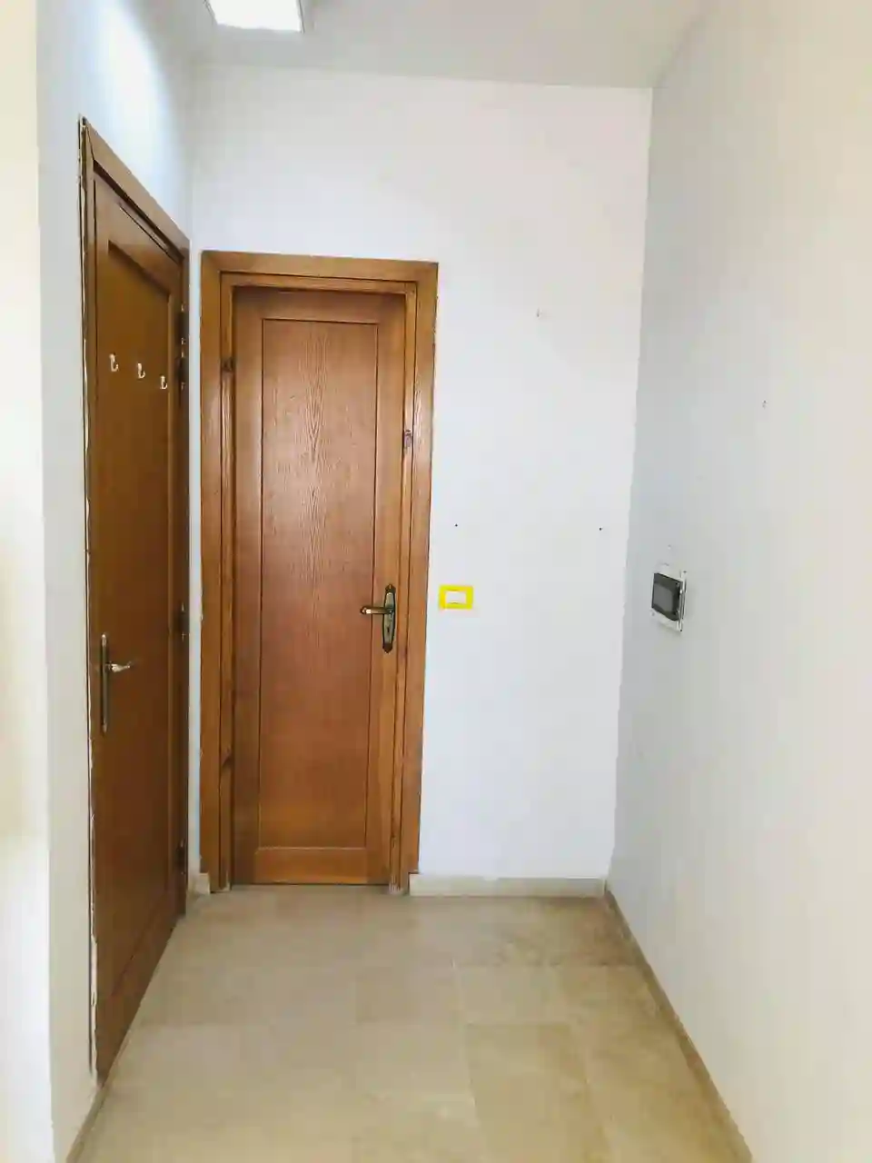 A Cote eye Clinic Bureau au 3eme Etage à Ariana - Vue 2