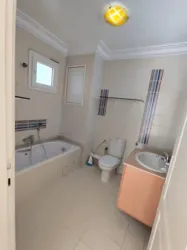 Aouina Wahat Vent s4 175 m2 à El Aouina