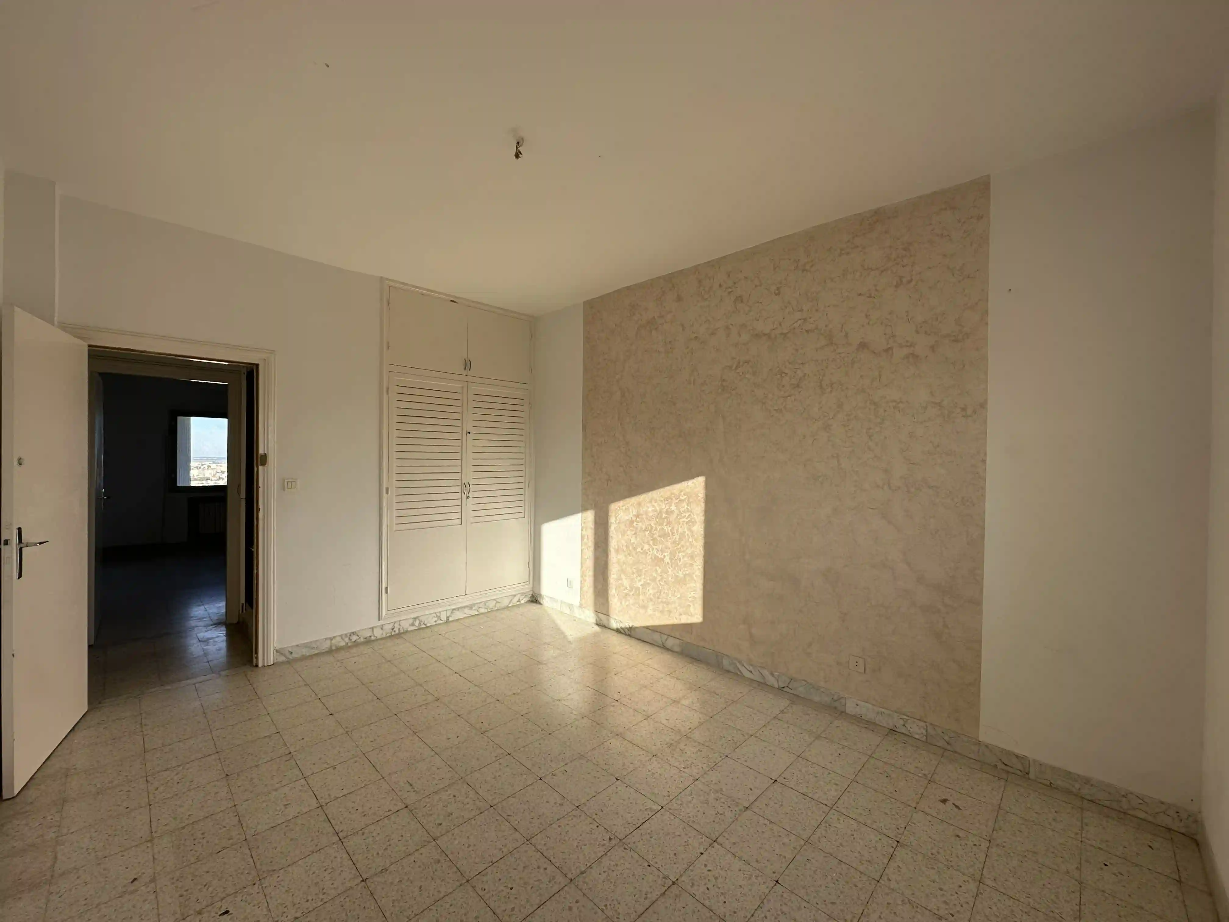 Appart s3 à Menzah 6 Avec une vue Panoramique à El Menzah 6 - Vue 3