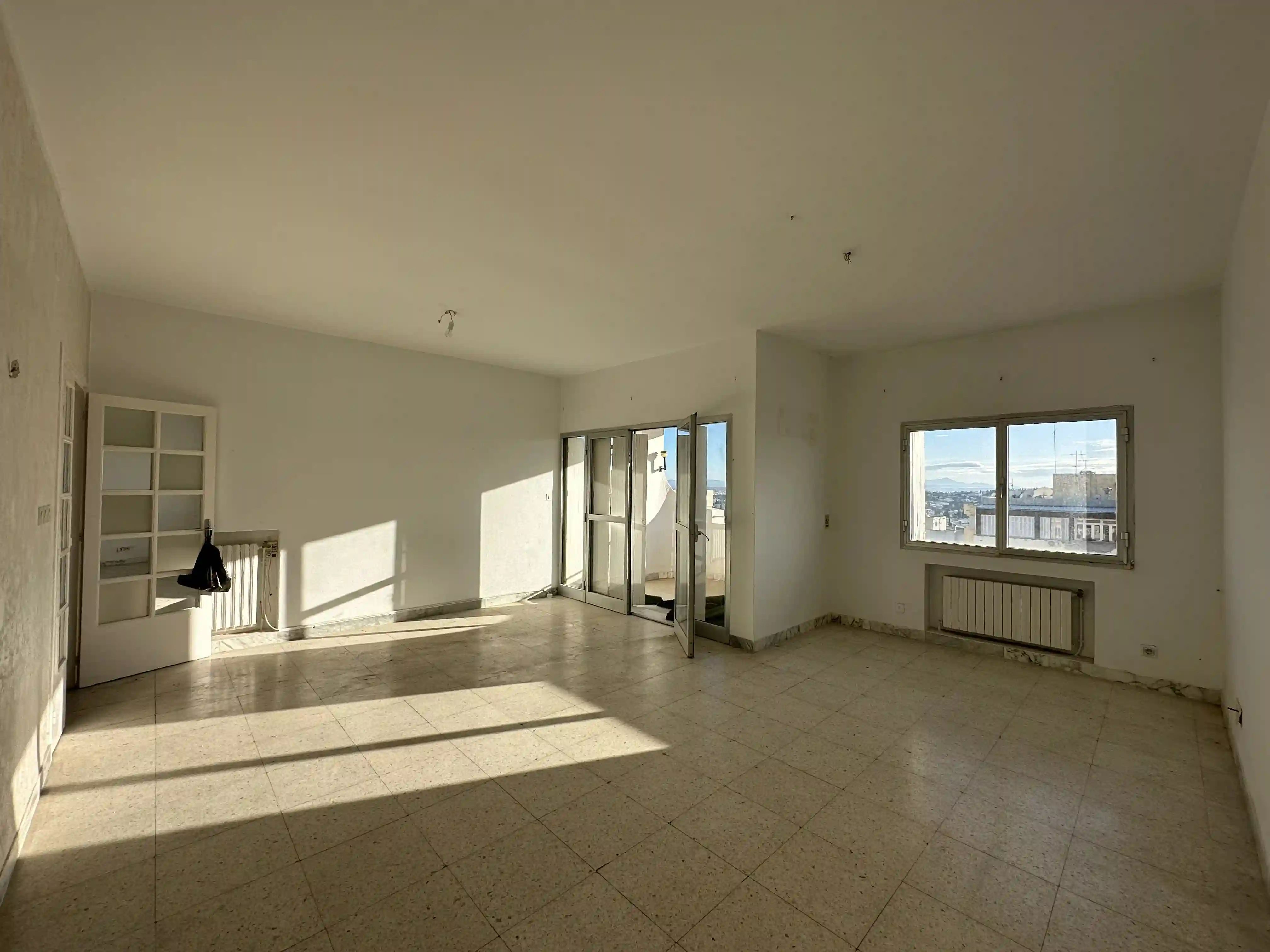 Appart s3 à Menzah 6 Avec une vue Panoramique à El Menzah 6 - Vue 4