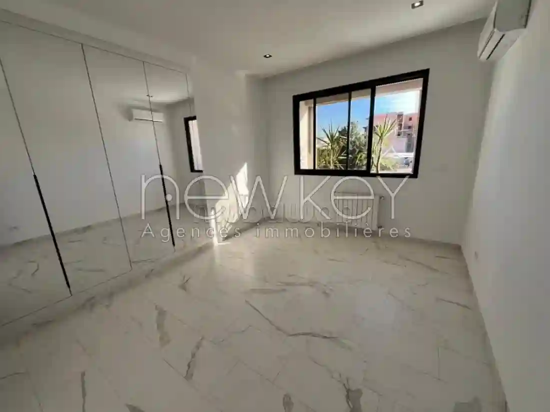 Appartement S2 à Louer aux Jardins de Carthage - Vue 2